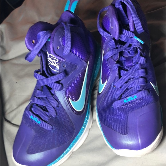 Nike LEBRON SUMMIT Lake Hornets - Picture 3 of 6
